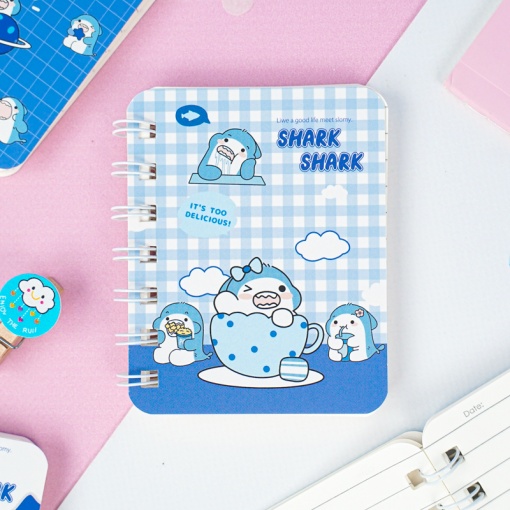 Мини-блокнот на пружине "Baby Shark" A7, в ассортименте 1шт.