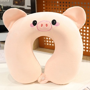 Подушка под шею "Свинка" светло-розовый