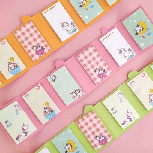 Мини-книжка со стикерами "Единороги"