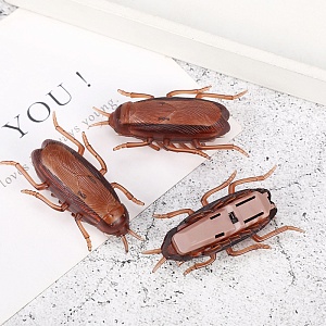 Розыгрыш "Running cockroach" коричневый 