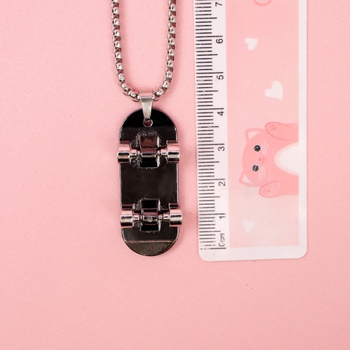 Кулон на цепочке "Скейтборд" оберег