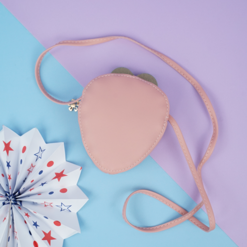 Сумочка через плечо "Клубничка" розовый