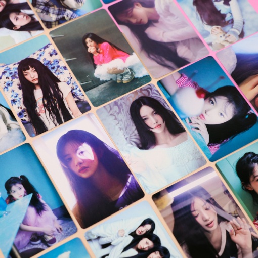 Набор картонных карточек "K-pop" ILLIT Super real me, 55шт.