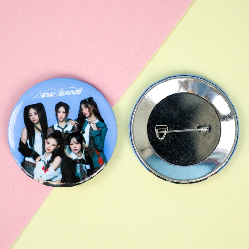 Значок круглый "K-pop" New Jeans №1, 56мм
