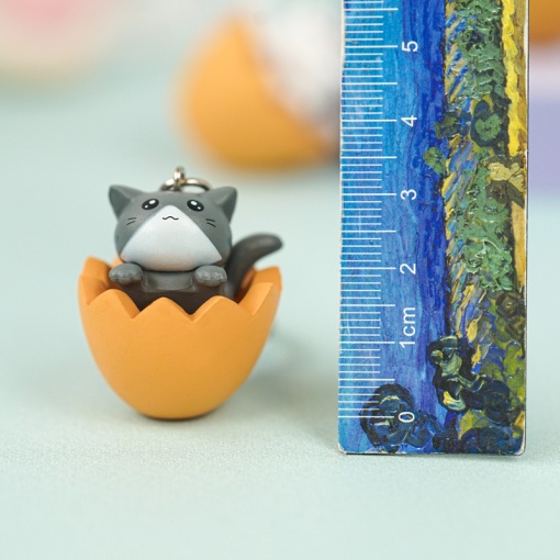 Брелок "Cat in egg" в ассортименте 1шт