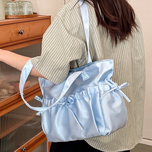 Сумочка "Бант" перламутровая, голубой