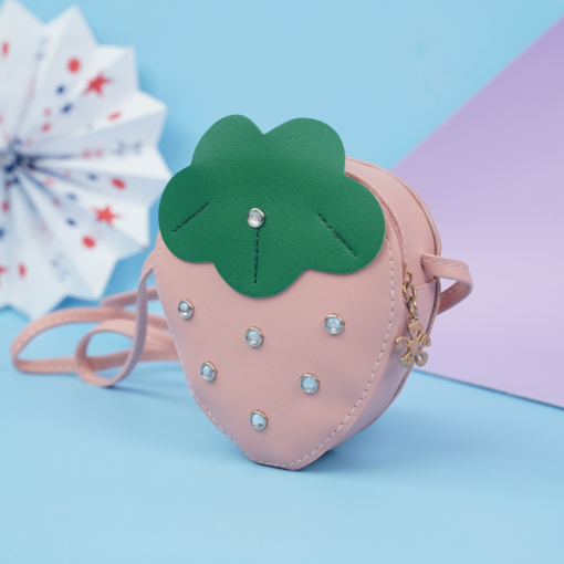 Сумочка через плечо "Клубничка" розовый