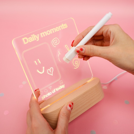 Светильник для заметок с маркером "Daily moments" №17 (USB) оптом