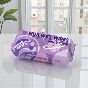 Влажные салфетки Mini "Purple Space" 1 уп. по 8шт.