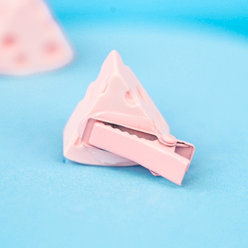 Заколка для волос "Сыр" розовый