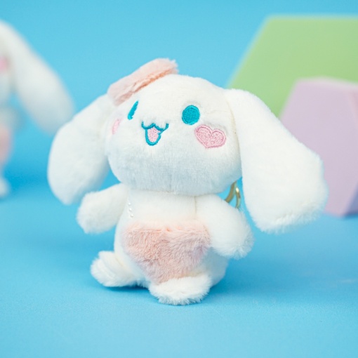 Мягкий брелок "Синнамон" розовый, 10 см