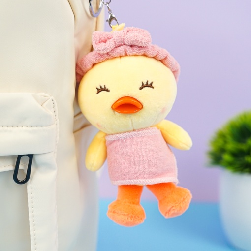 Мягкий брелок "Уточка в полотенце" 13 см