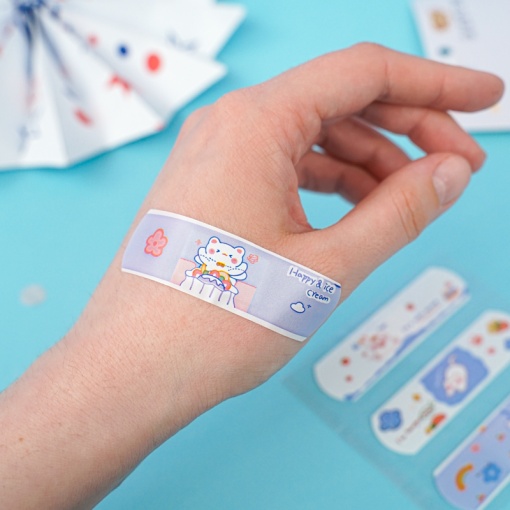 Наклейка-Лейкопластырь "Cute little guy"