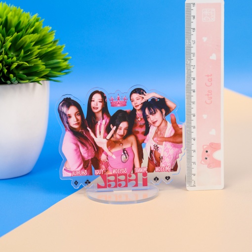 Фигурка акриловая "K-POP" GIDLE A1 оптом