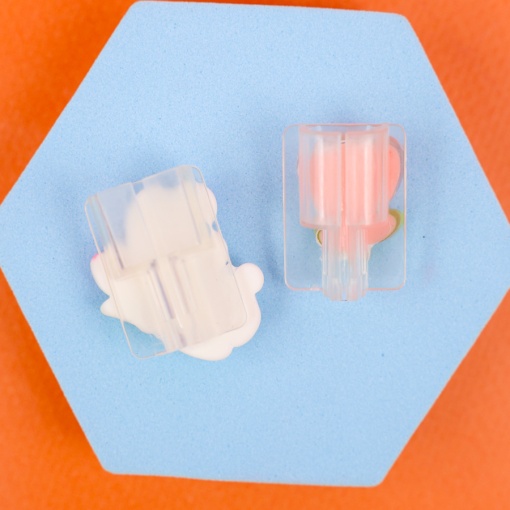 Насадка для кабеля "Зайчик и цветок" 