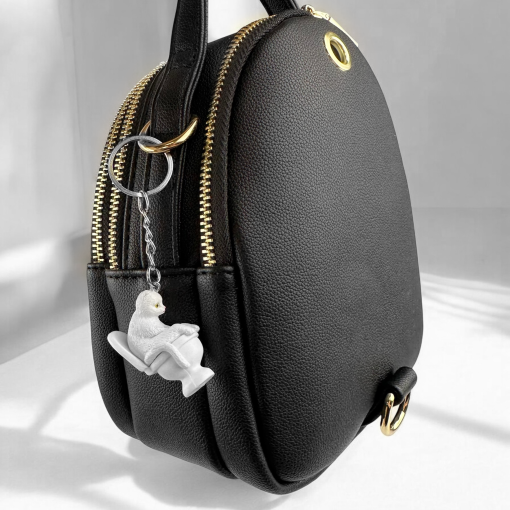 Брелок "Котик на унитазе" белый