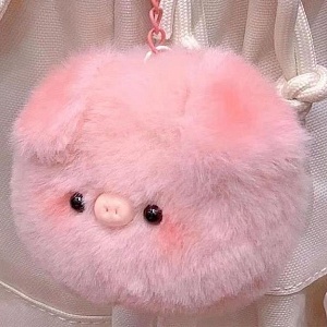 Мягкий брелок "Свинка-шарик" с пищалкой