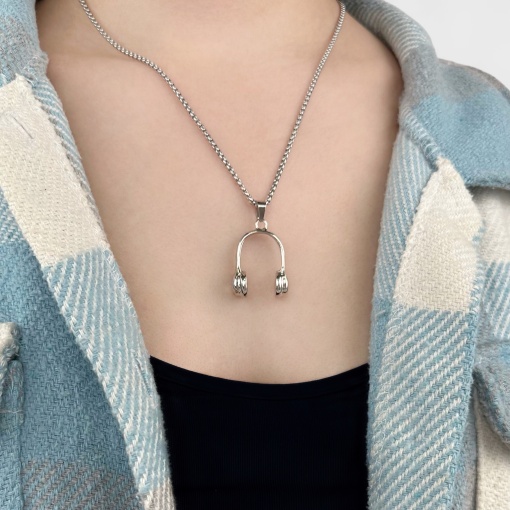 Кулон на цепочке "Наушники"