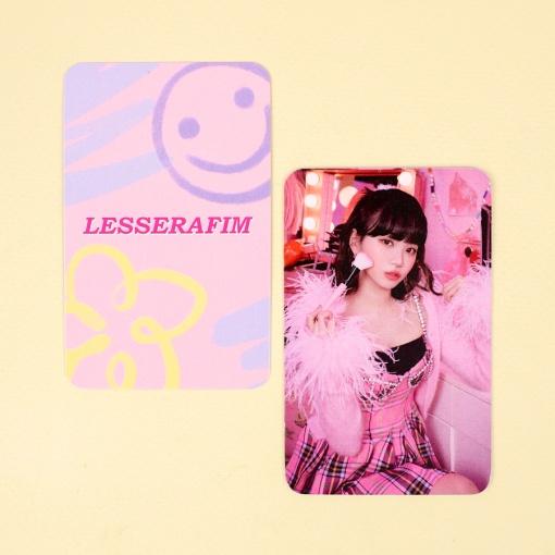 Набор картонных карточек "K-pop" Le Sserafim 30шт.