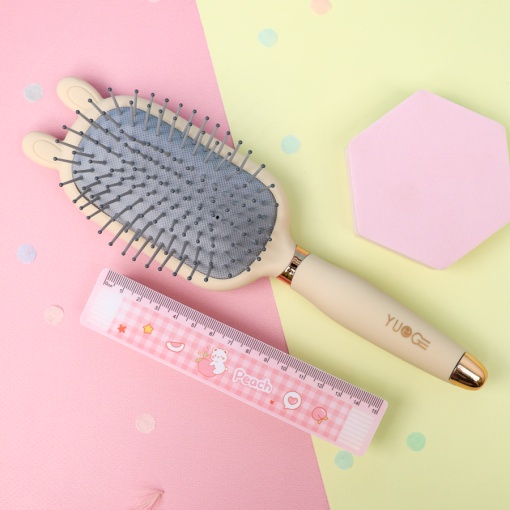 Расческа "Rabbit ears", молочный