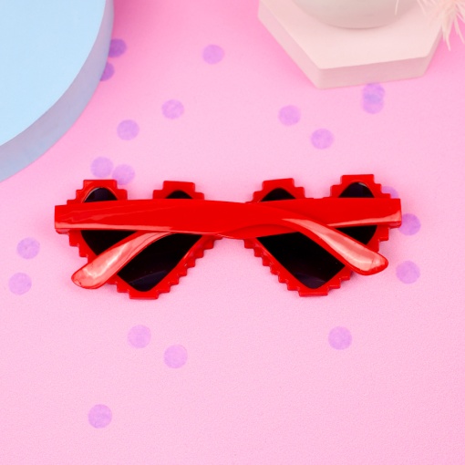 Имиджевые очки "Сердце" пиксели, красный