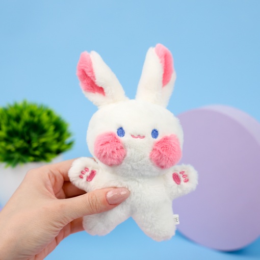Мягкий брелок "Кролик с щечками" белый, 12 см