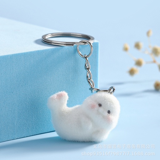 Брелок "Плюшевые животные" морской котик, белый, позирует