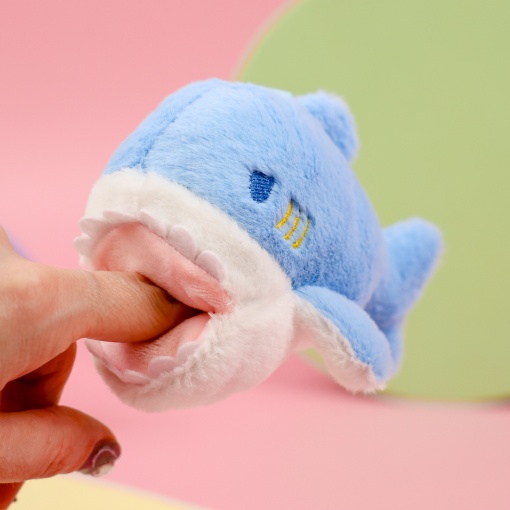 Мягкий брелок "Акула" голубой, 9см