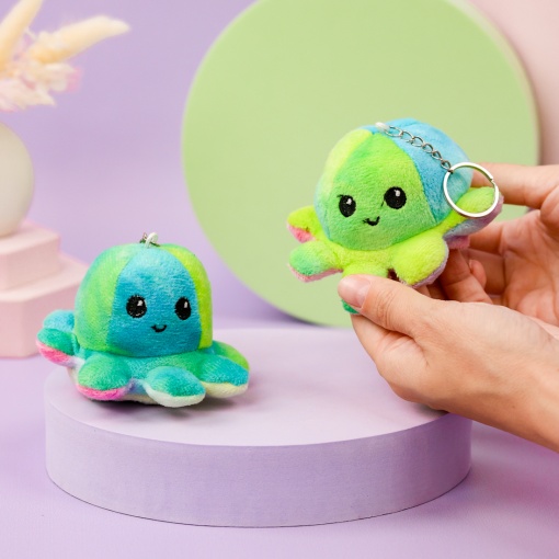 Мягкий брелок-перевертыш "Осьминожек" зелено-голубой, 10 см (тай-дай)