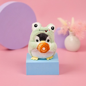 Мягкий брелок "Пингвин в костюме лягушки" 10 см