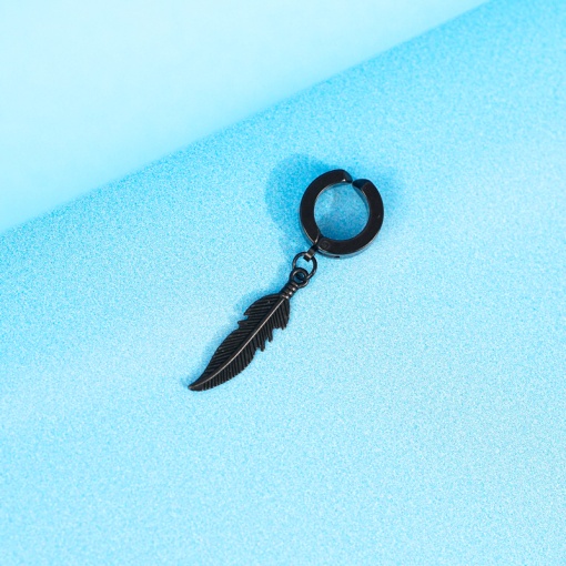 Серьга кафф "Перья" черный