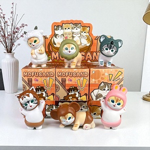 Фигурка "Котята в костюмах" в ассортименте 1шт оптом