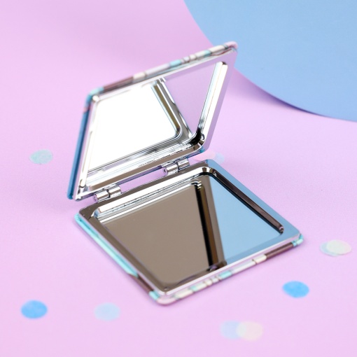 Зеркальце карманное "Miku" №1, 7х7 см