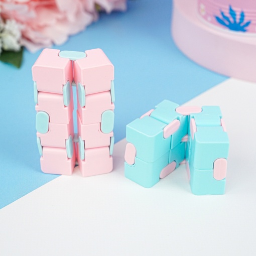 Бесконечный куб "Color", в ассортименте 1 шт.