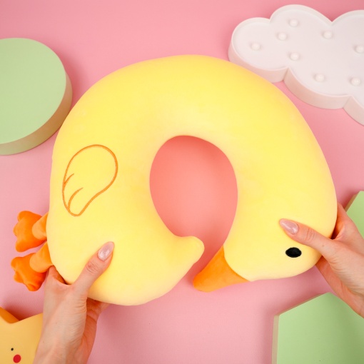 Подушка под шею "Гусь" желтый, 30х28 см 