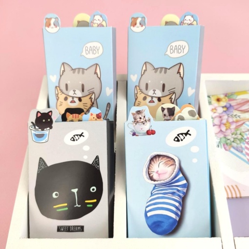 Мини-книжка со стикерами "Cats"