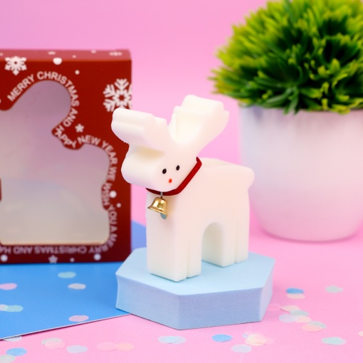 Свеча-арома "НГ Олень" белый 9см оптом