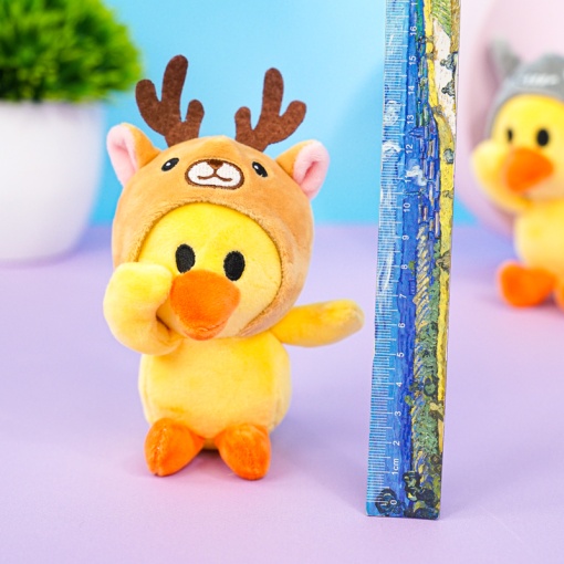 Мягкий брелок "Уточка в шапке" 12,5 см