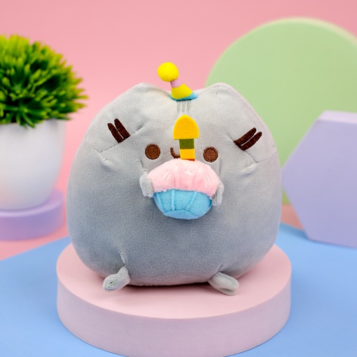 Мягкая игрушка "Пушин с тортиком", 15 см