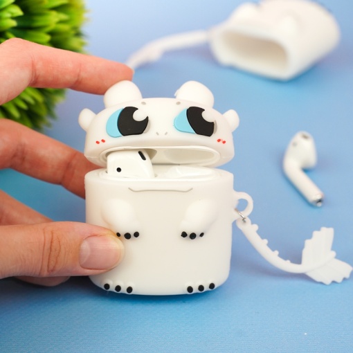 Чехол для AirPods Pro 3 "Дневная Фурия" 