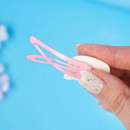 Заколка-хлопушка "Kt"