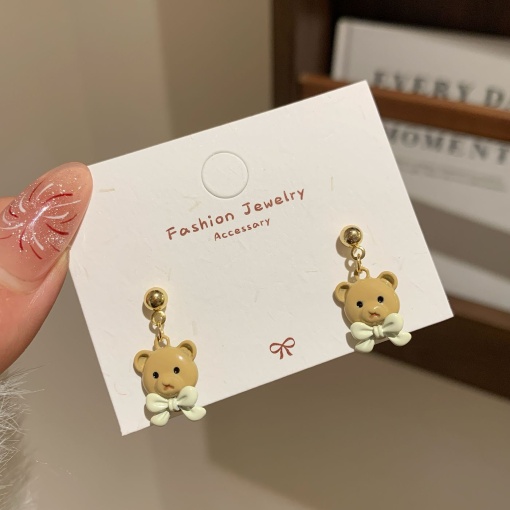 Серьги-гвоздики "Мишка с бантиком"