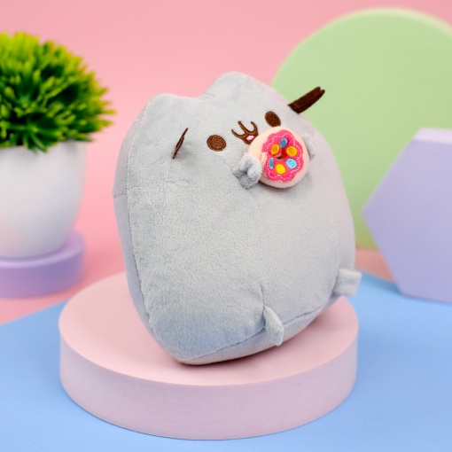 Мягкая игрушка "Пушин с пончиком", 15 см