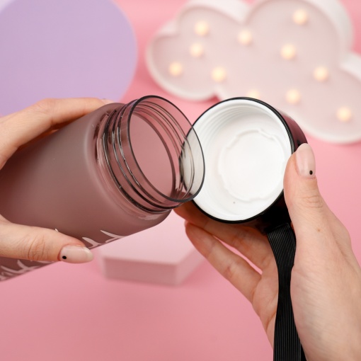 Бутылочка "Believe" матово-черный, 600 мл оптом