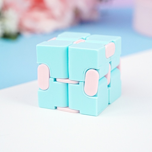 Бесконечный куб "Color", в ассортименте 1 шт.