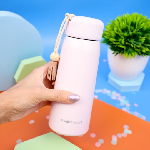 Термос "Think Different" с кисточкой, розовый, 400мл оптом