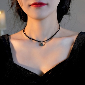 Ожерелье "Котик" перламутровый 